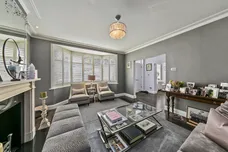 Taylor Avenue, Richmond, TW9 photo 2