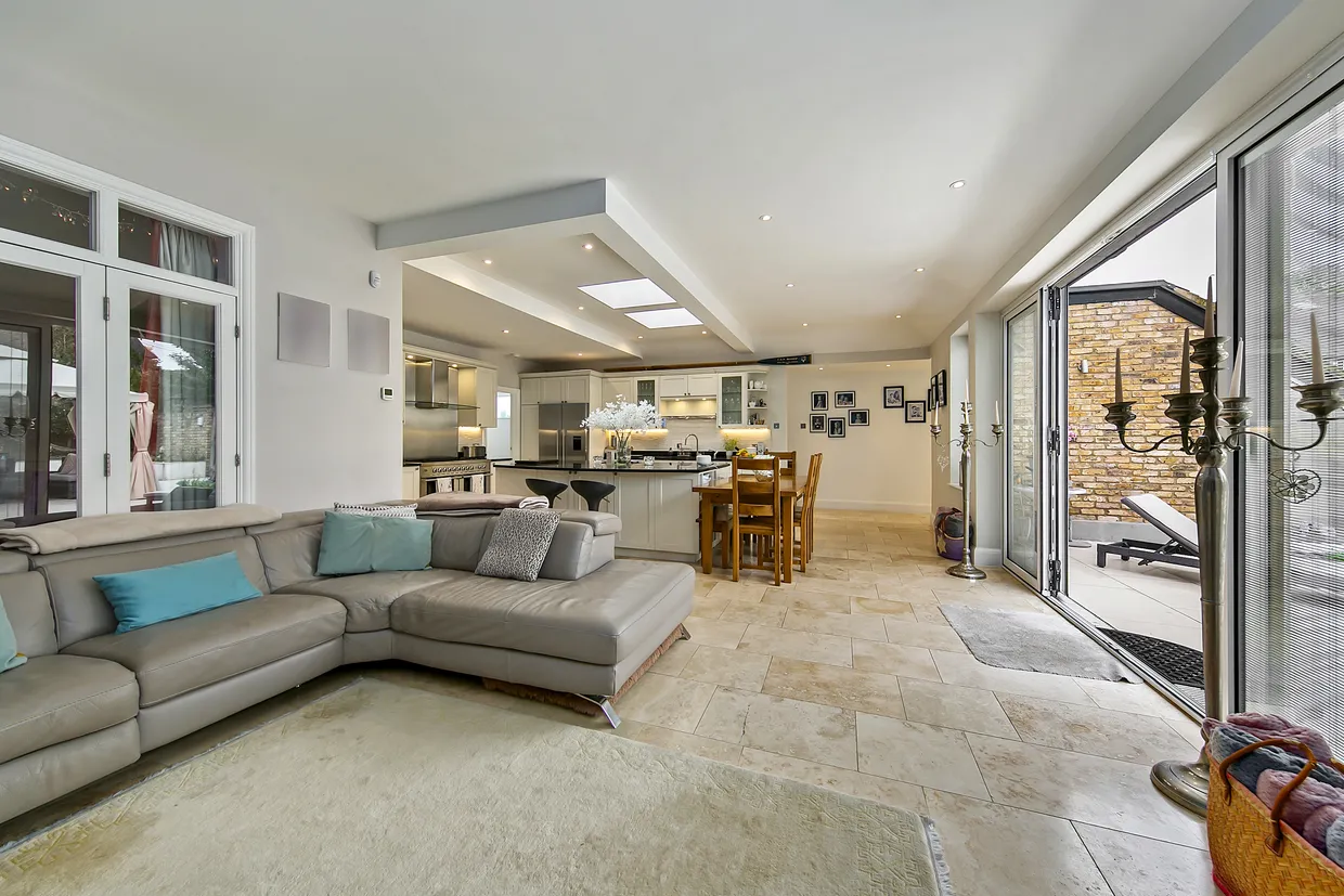 Taylor Avenue, Richmond, TW9 photo 14