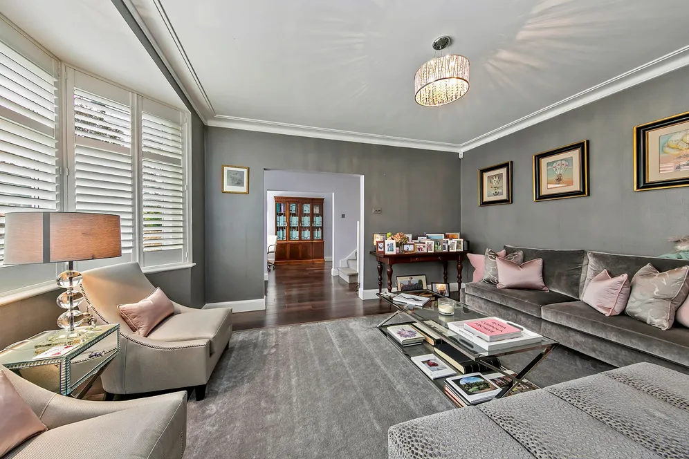 Taylor Avenue, Richmond, TW9 photo 16