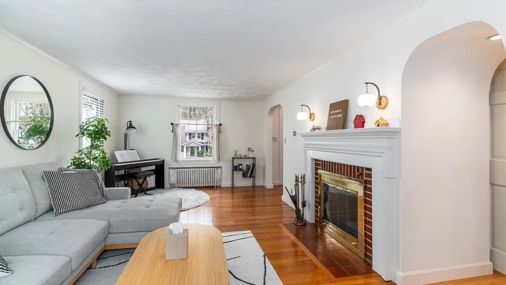 51 Lynn Fells Pkwy, Melrose, MA 02176