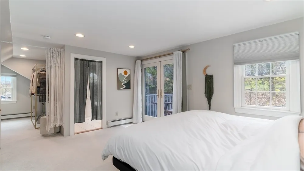 51 Lynn Fells Pkwy, Melrose, MA 02176