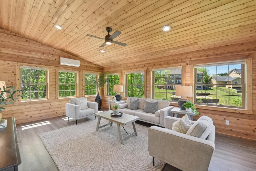 10145 Powers Lake Trail, Woodbury, MN 55129