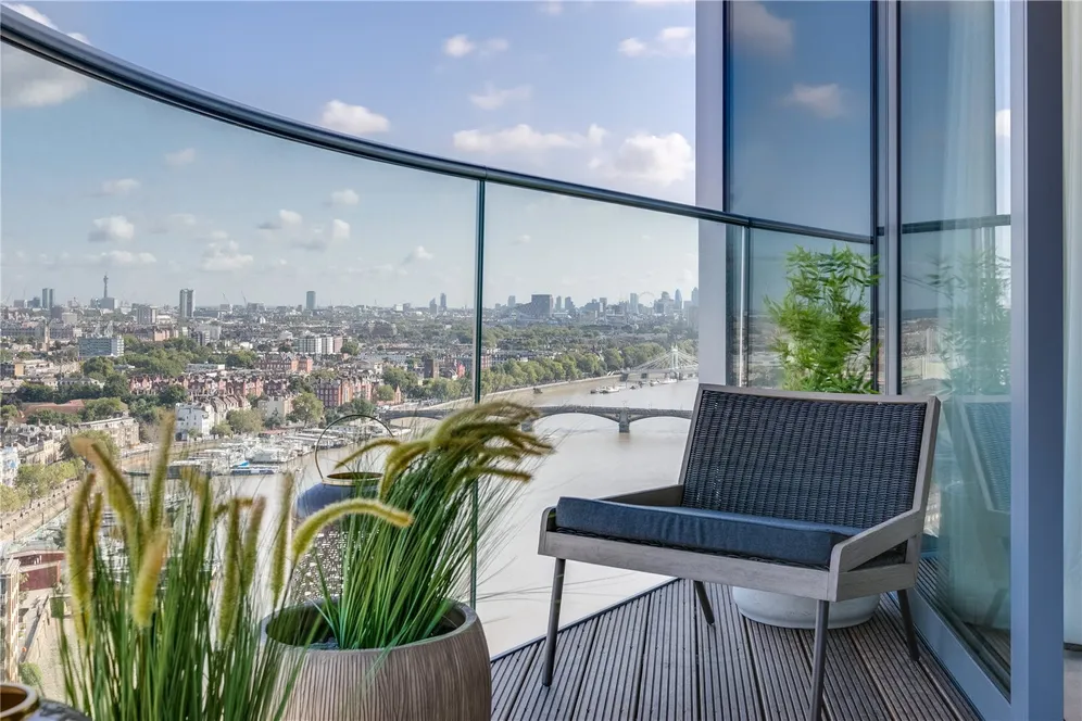 Waterfront Drive, LONDON, SW10 photo 3