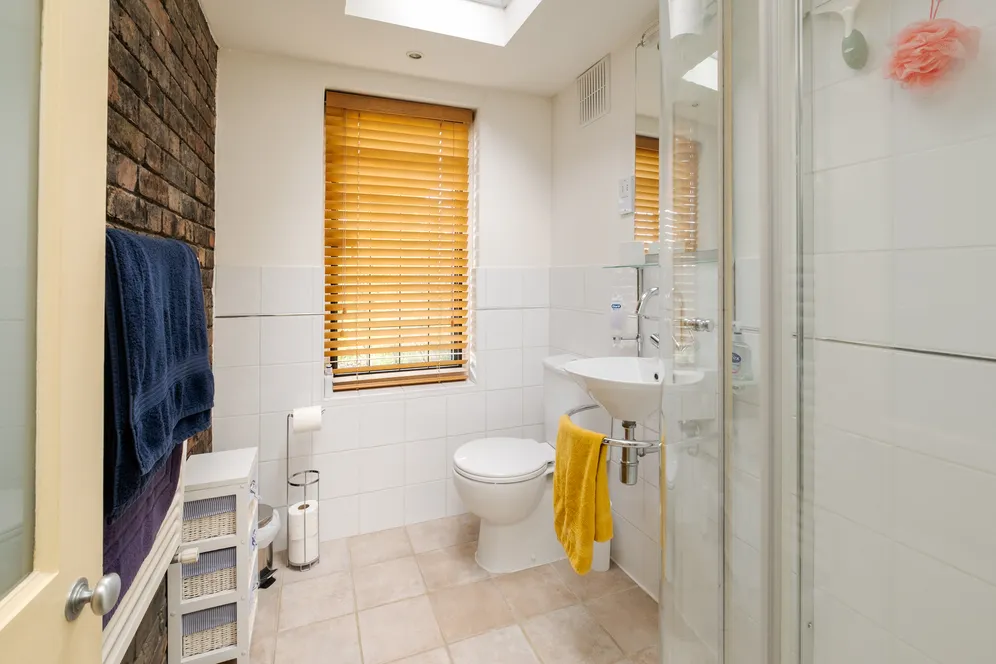 Linden Road, London, N10 photo 31