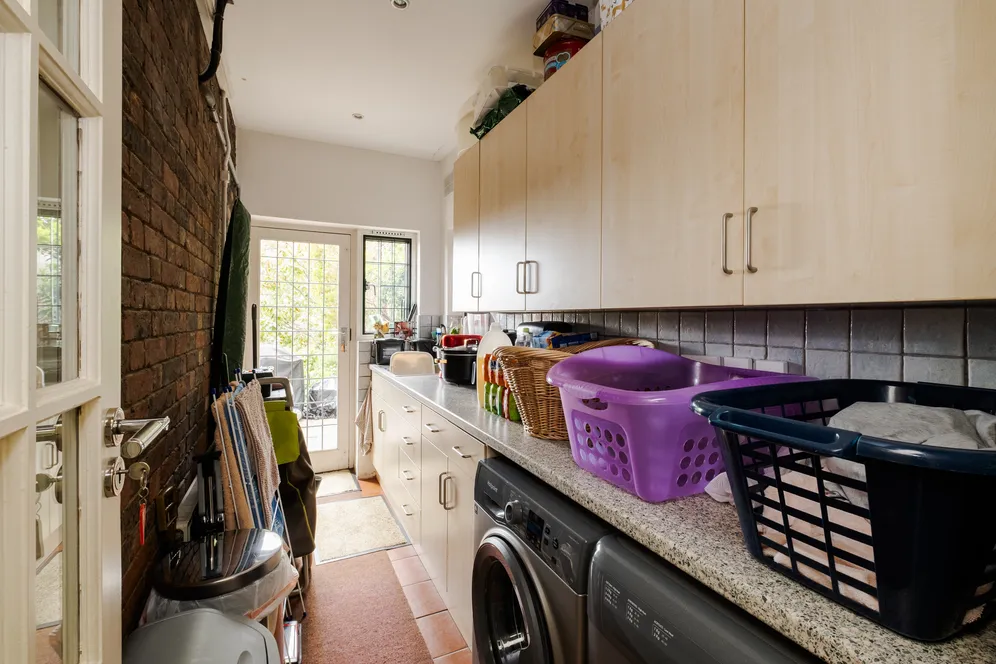 Linden Road, London, N10 photo 37