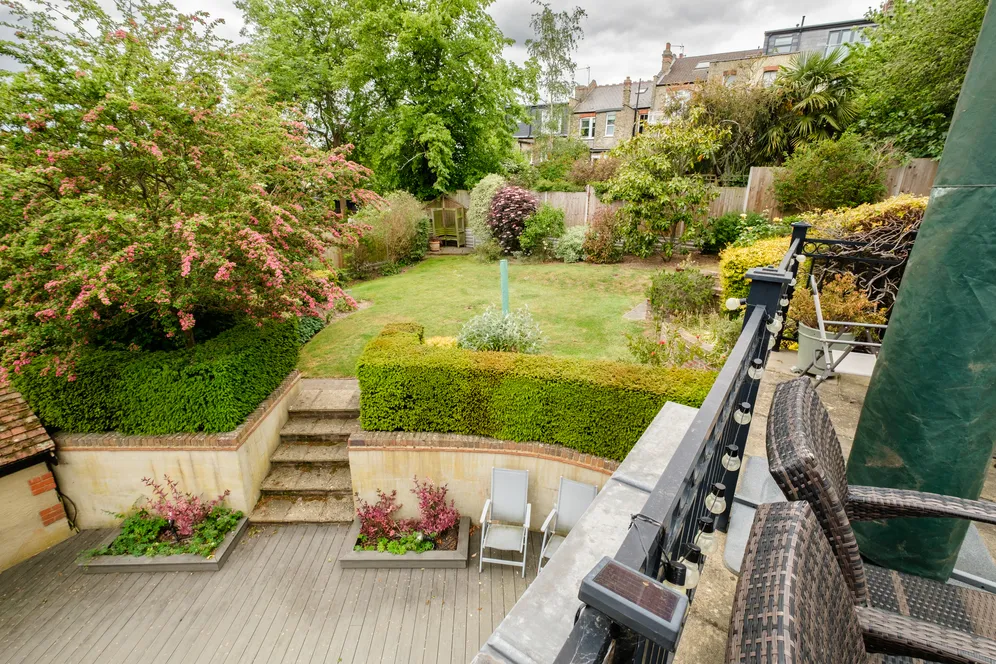 Linden Road, London, N10 photo 40