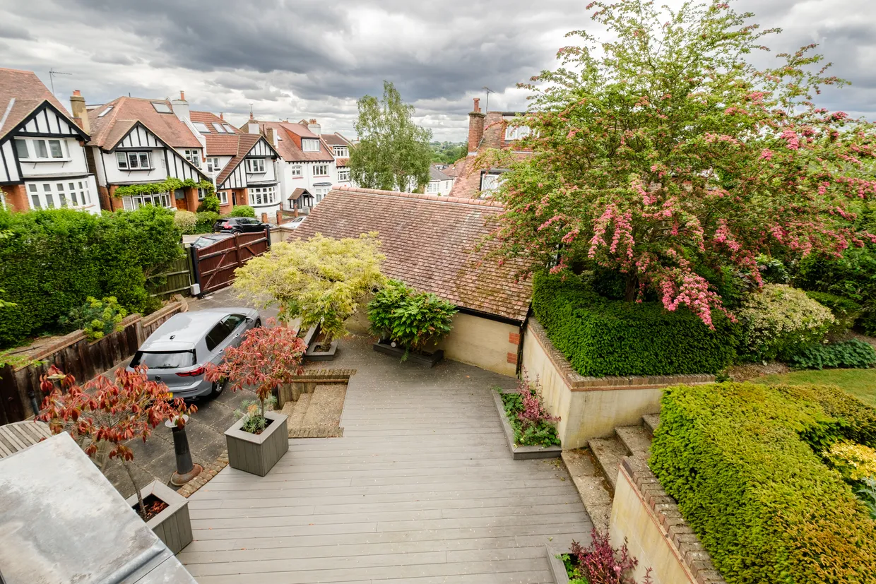 Linden Road, London, N10 photo 41