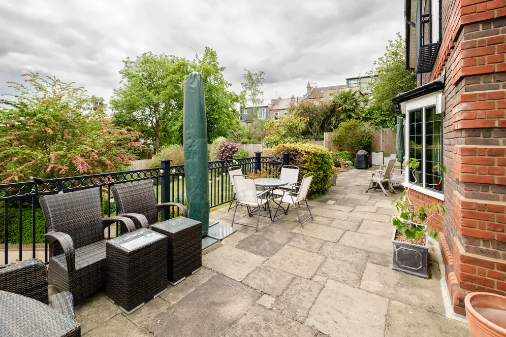 Linden Road, London, N10 photo 43