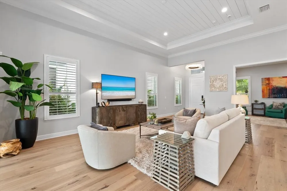 6353 Isla Del Ray Ave, Sarasota, FL 34240