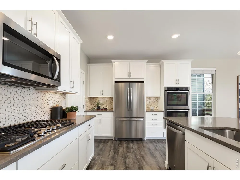 2113 SICILY CIR, Longmont, CO 80503