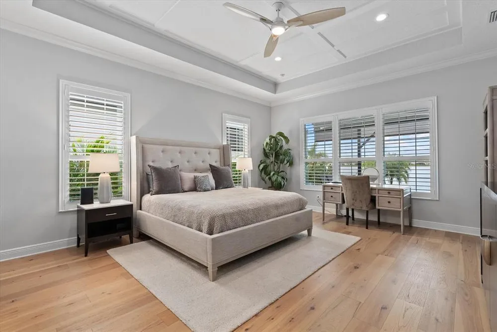 6353 Isla Del Ray Ave, Sarasota, FL 34240
