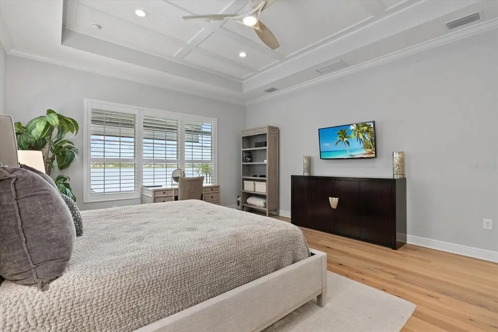 6353 Isla Del Ray Ave, Sarasota, FL 34240