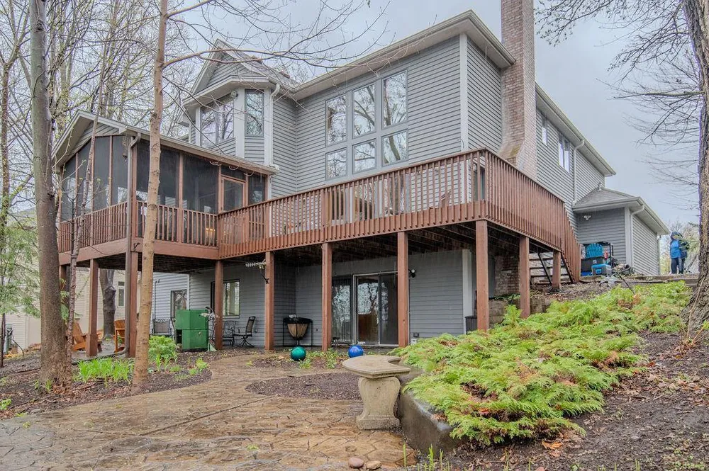 13856 Essex Trail, Apple Valley, MN 55124
