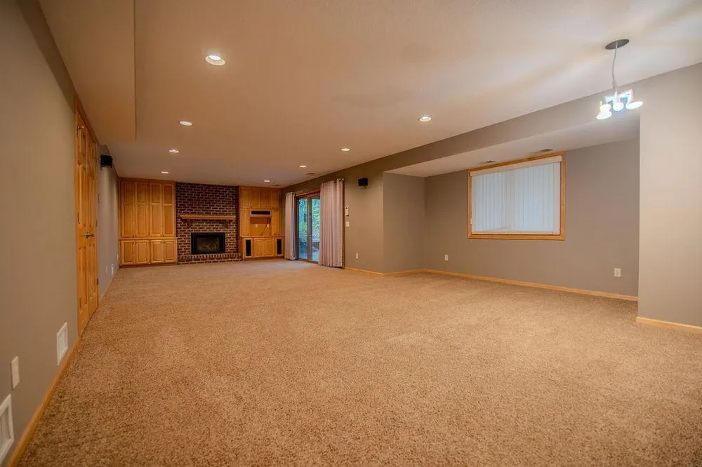 13856 Essex Trail, Apple Valley, MN 55124