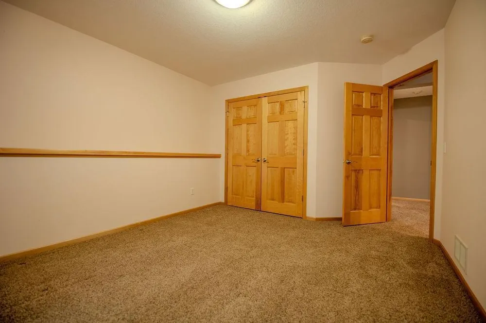 13856 Essex Trail, Apple Valley, MN 55124