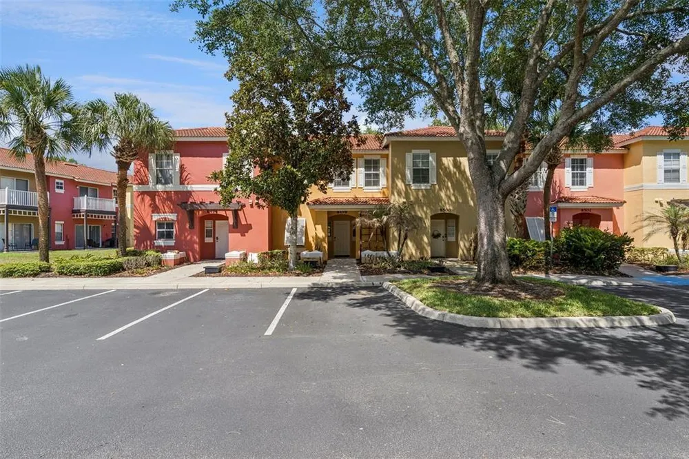 8498 Crystal Cove Loop, Kissimmee, FL 34747