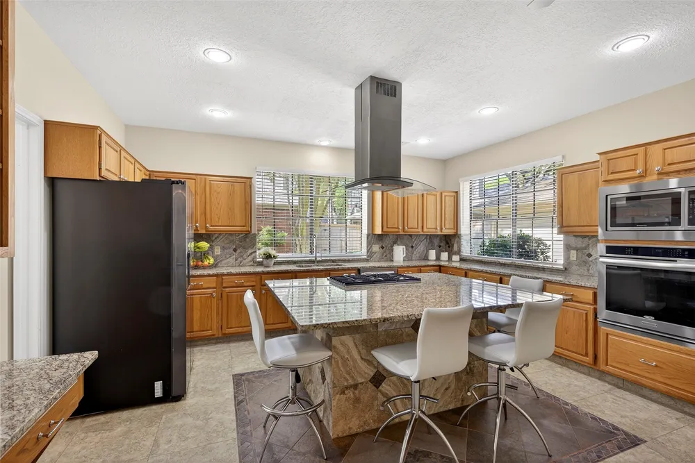 14 Treestar Pl, The Woodlands, TX 77381