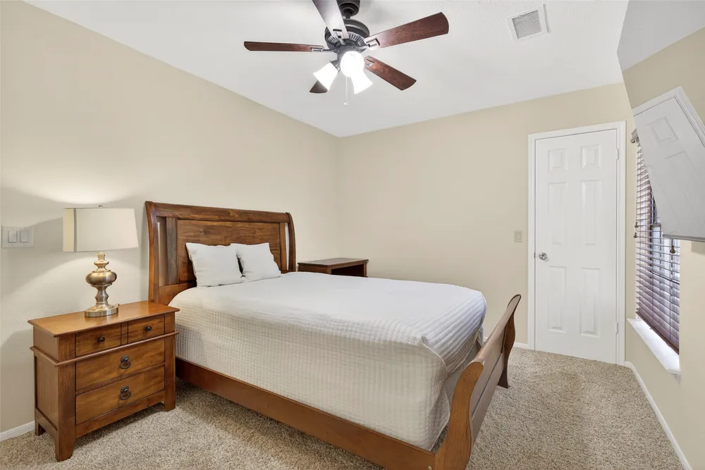 14 Treestar Pl, The Woodlands, TX 77381
