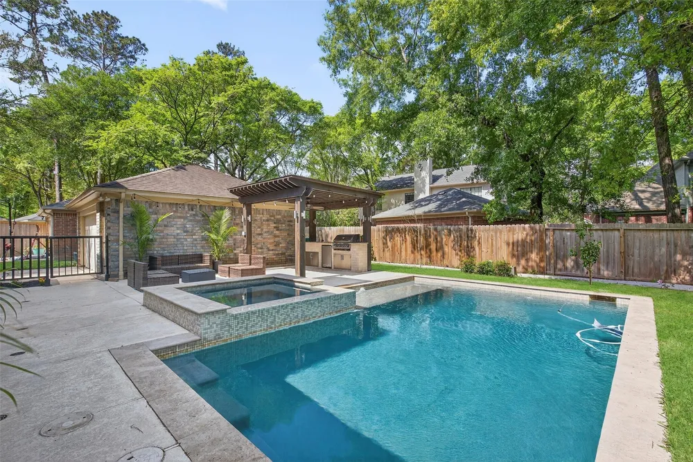 14 Treestar Pl, The Woodlands, TX 77381
