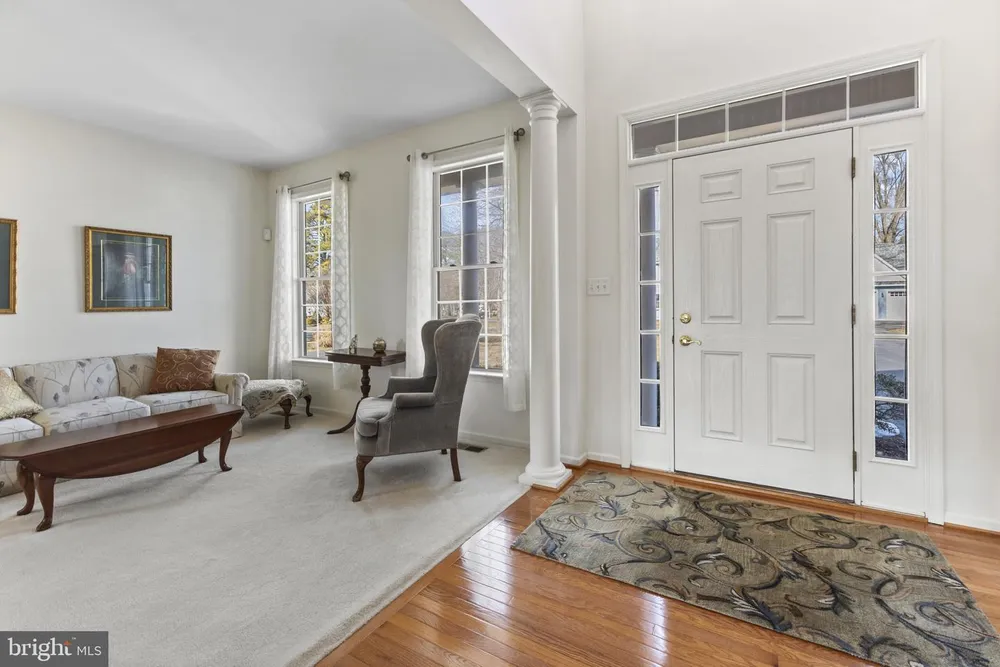 1868 Roberta Dr, Chester, MD 21619-2298