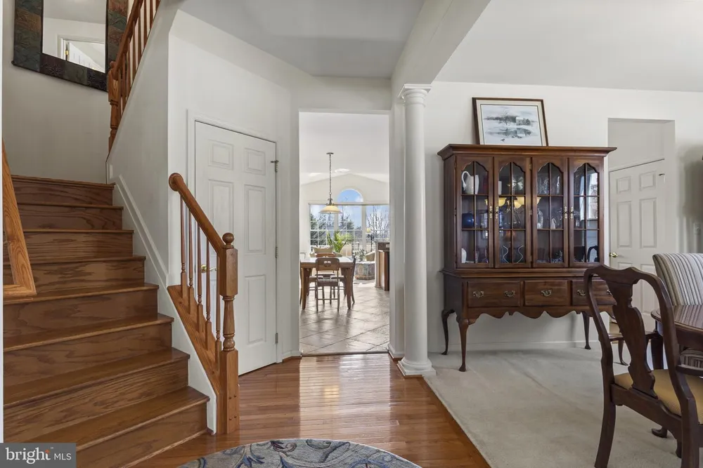1868 Roberta Dr, Chester, MD 21619-2298