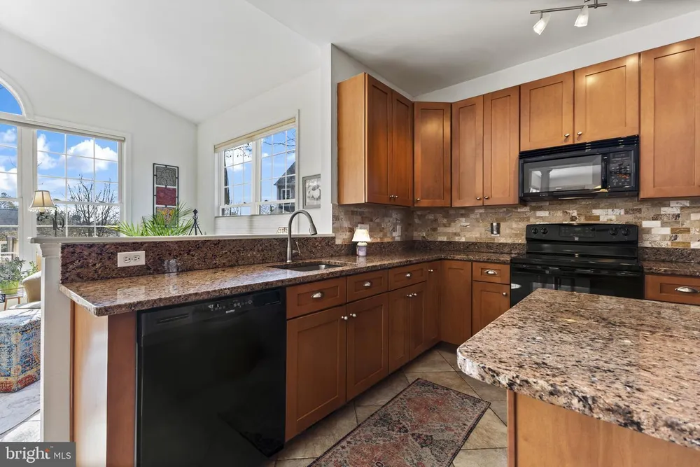 1868 Roberta Dr, Chester, MD 21619-2298
