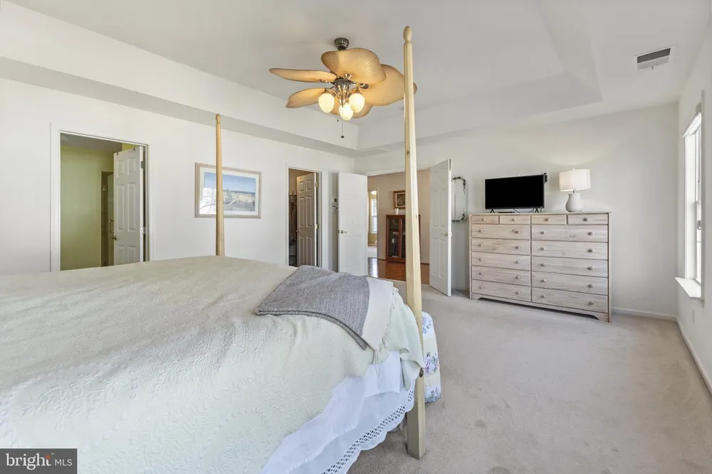 1868 Roberta Dr, Chester, MD 21619-2298