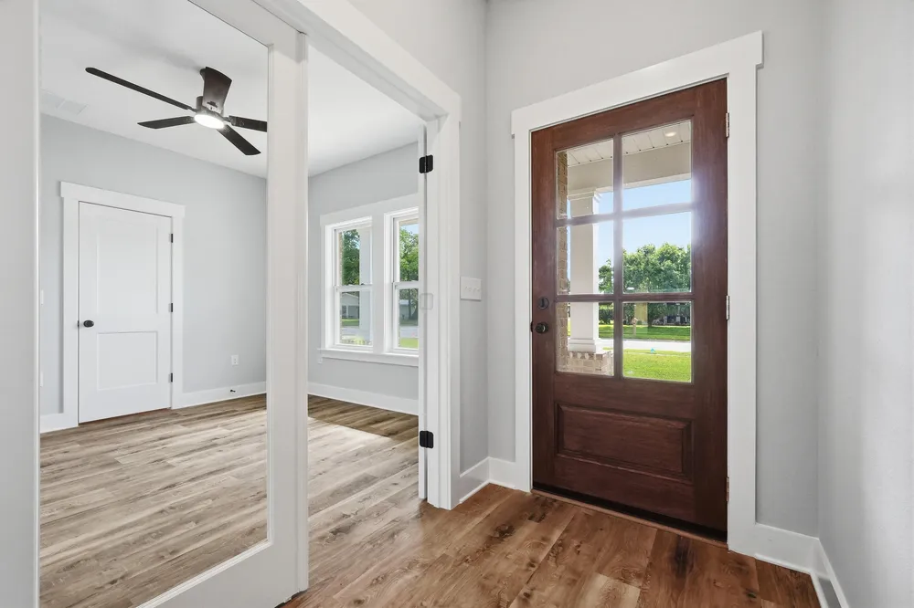 368 Coral Dr SW, Fort Walton Beach, FL 32548