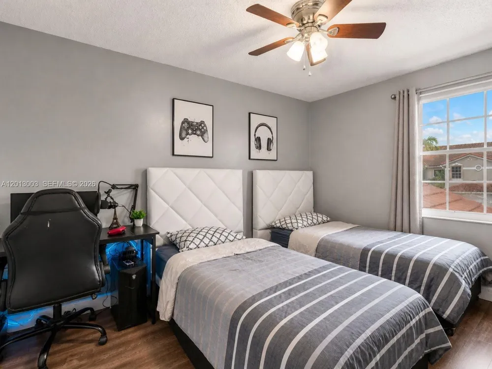 8327 Via Leonessa, Boca Raton, FL 33433