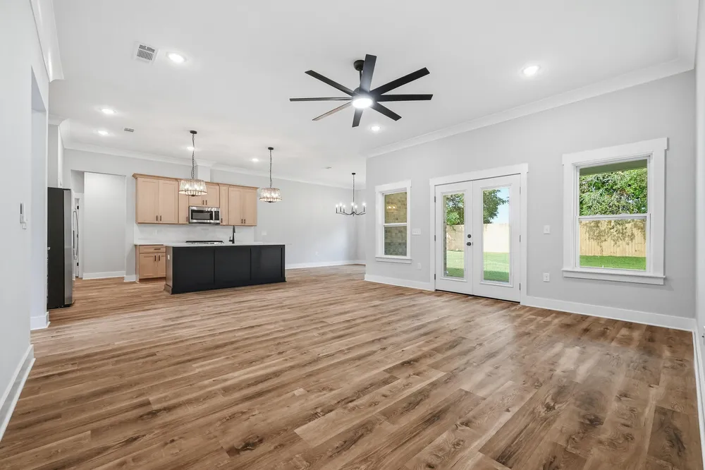 368 Coral Dr SW, Fort Walton Beach, FL 32548
