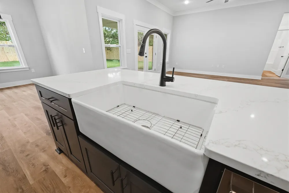 368 Coral Dr SW, Fort Walton Beach, FL 32548