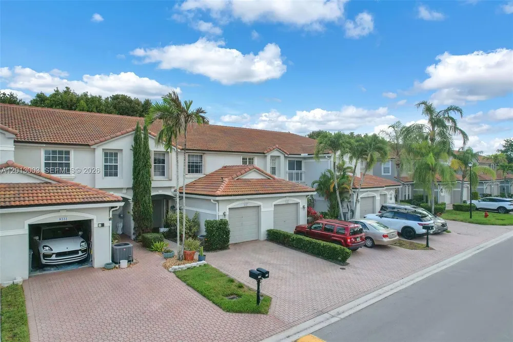 8327 Via Leonessa, Boca Raton, FL 33433
