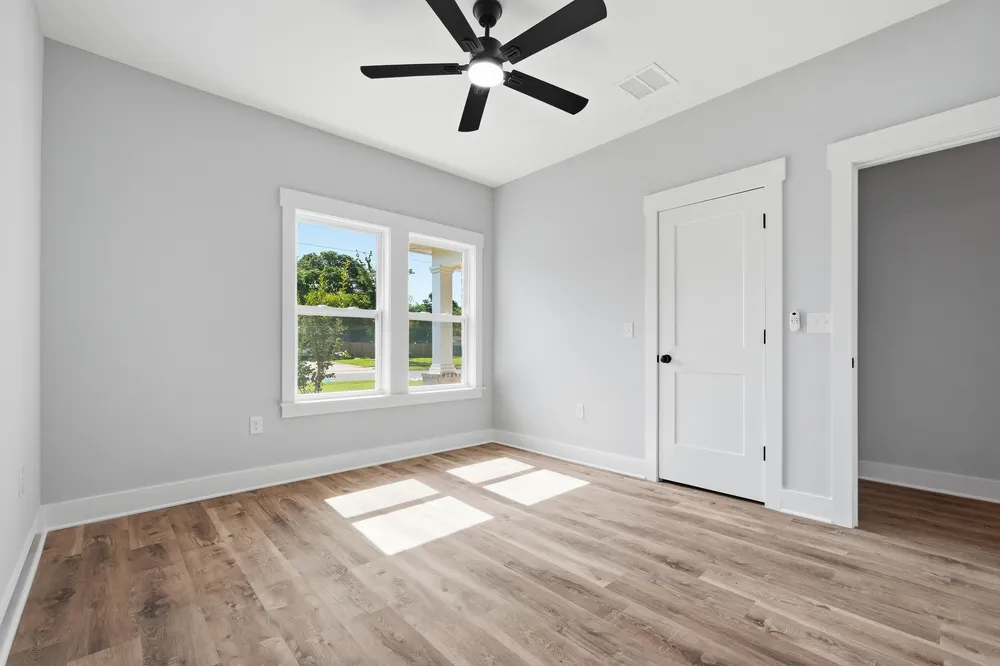 368 Coral Dr SW, Fort Walton Beach, FL 32548