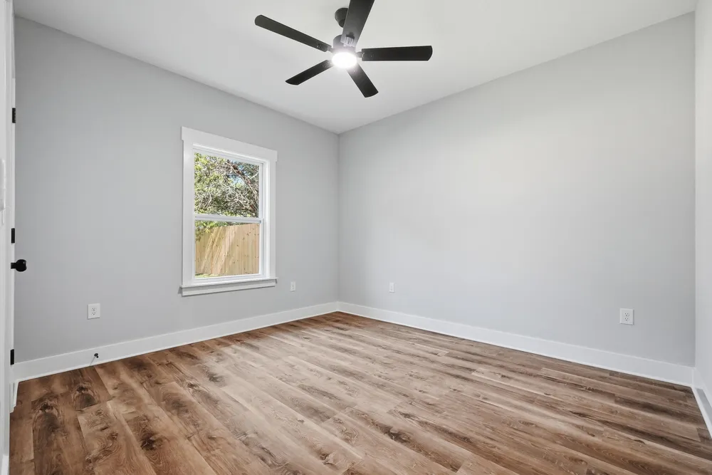 368 Coral Dr SW, Fort Walton Beach, FL 32548