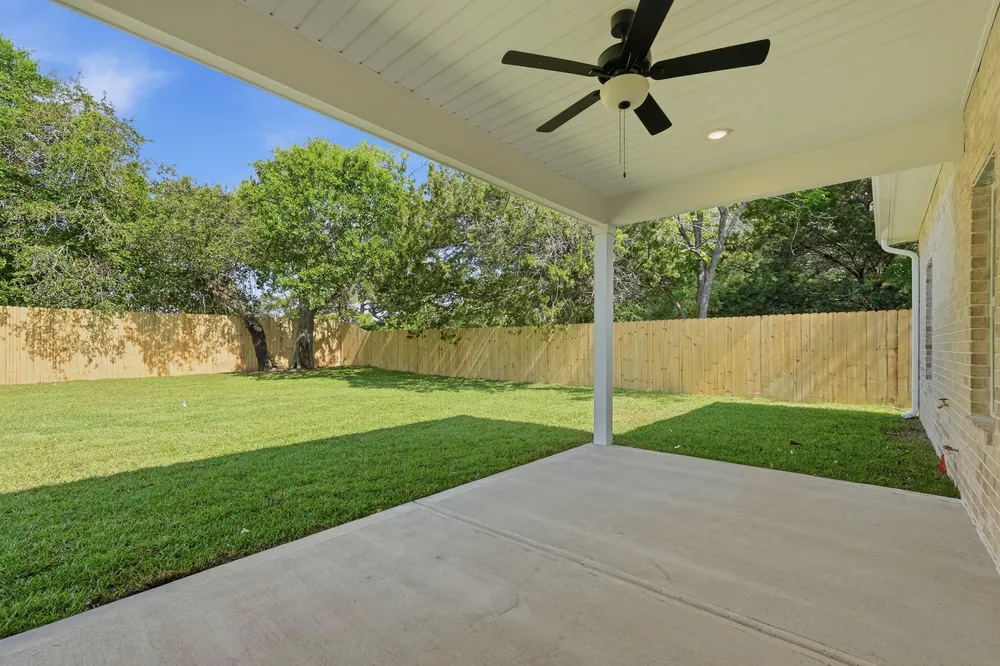 368 Coral Dr SW, Fort Walton Beach, FL 32548