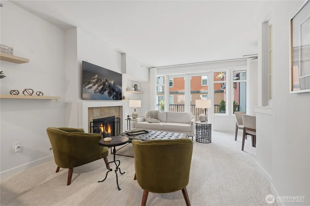 2607 Western Ave, Seattle, WA 98121