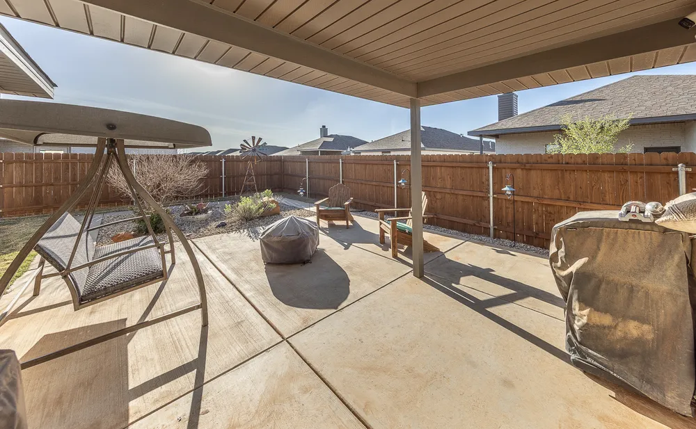 2928 Abbeville Ave, Wolfforth, TX 79382