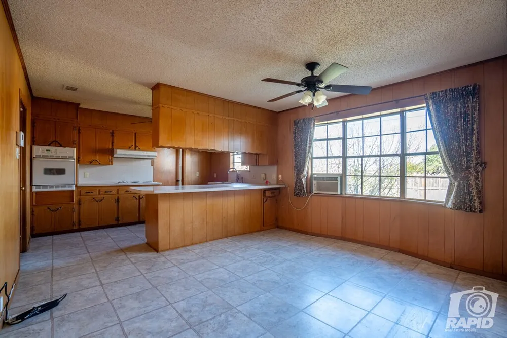 2936 Cumberland Dr, San Angelo, TX 76904-6163