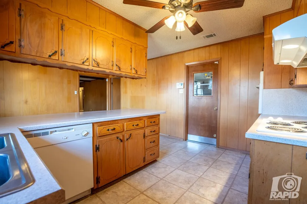 2936 Cumberland Dr, San Angelo, TX 76904-6163