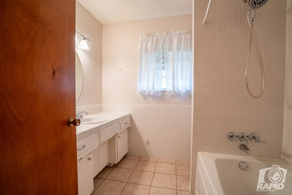 2936 Cumberland Dr, San Angelo, TX 76904-6163
