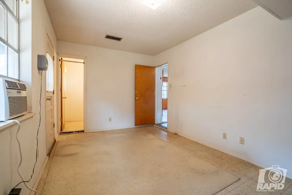2936 Cumberland Dr, San Angelo, TX 76904-6163