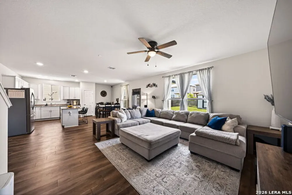 10246 Crossbuck, Converse, TX 78109