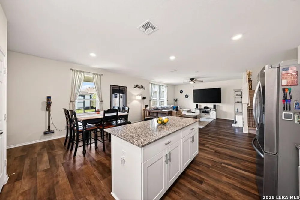 10246 Crossbuck, Converse, TX 78109