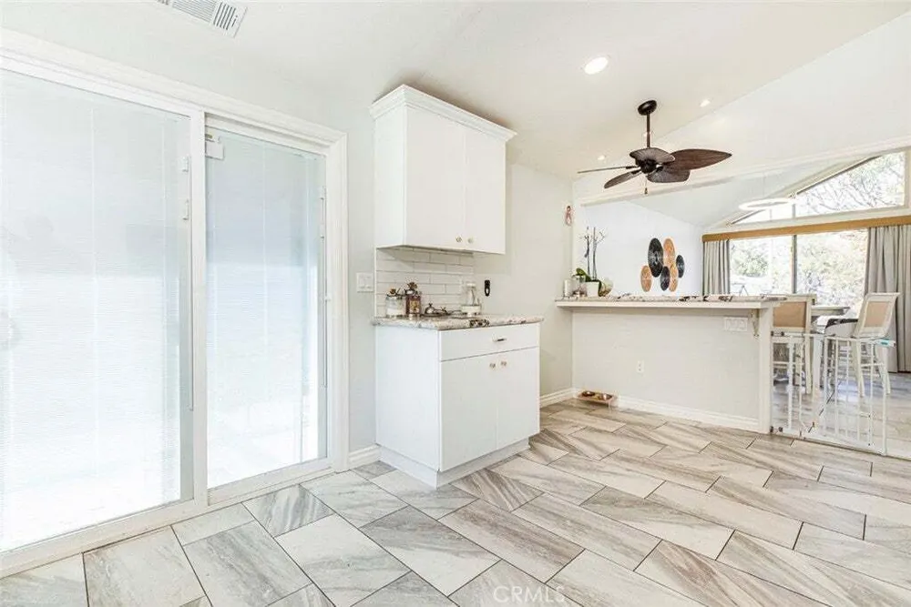 18810 Kirkcolm Ln, Porter Ranch, CA 91326