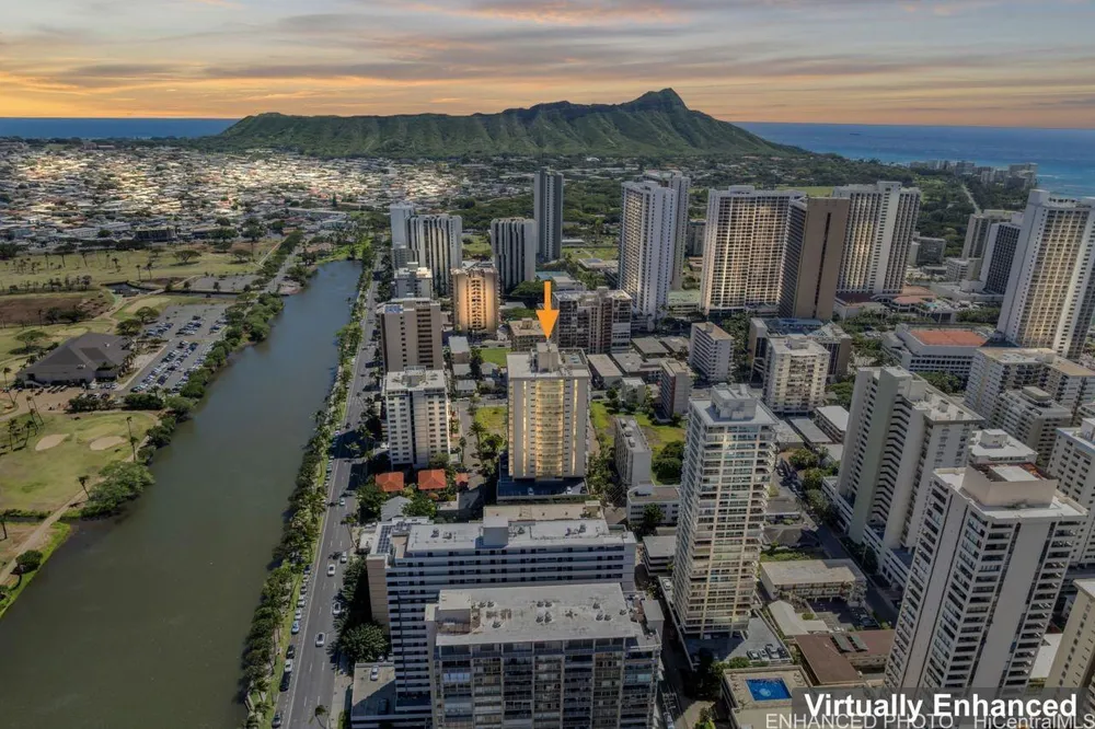 2452 Tusitala St, Honolulu, HI 96815