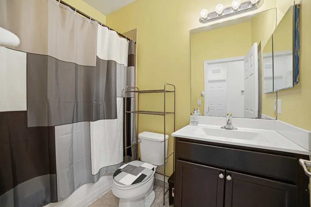 5973 NW 56th Ct, Tamarac, FL 33319