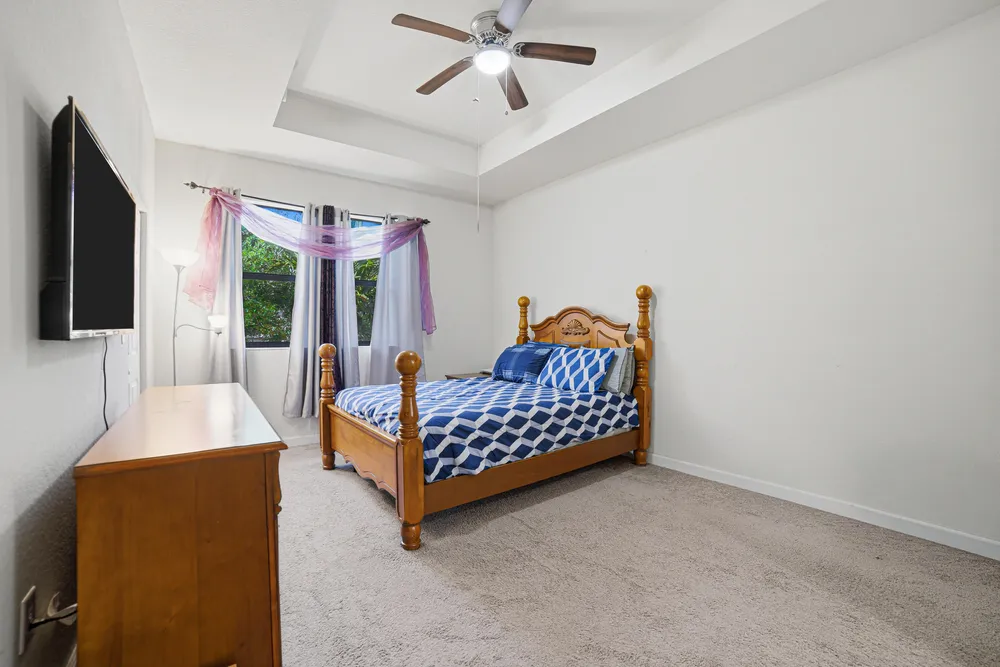 5973 NW 56th Ct, Tamarac, FL 33319