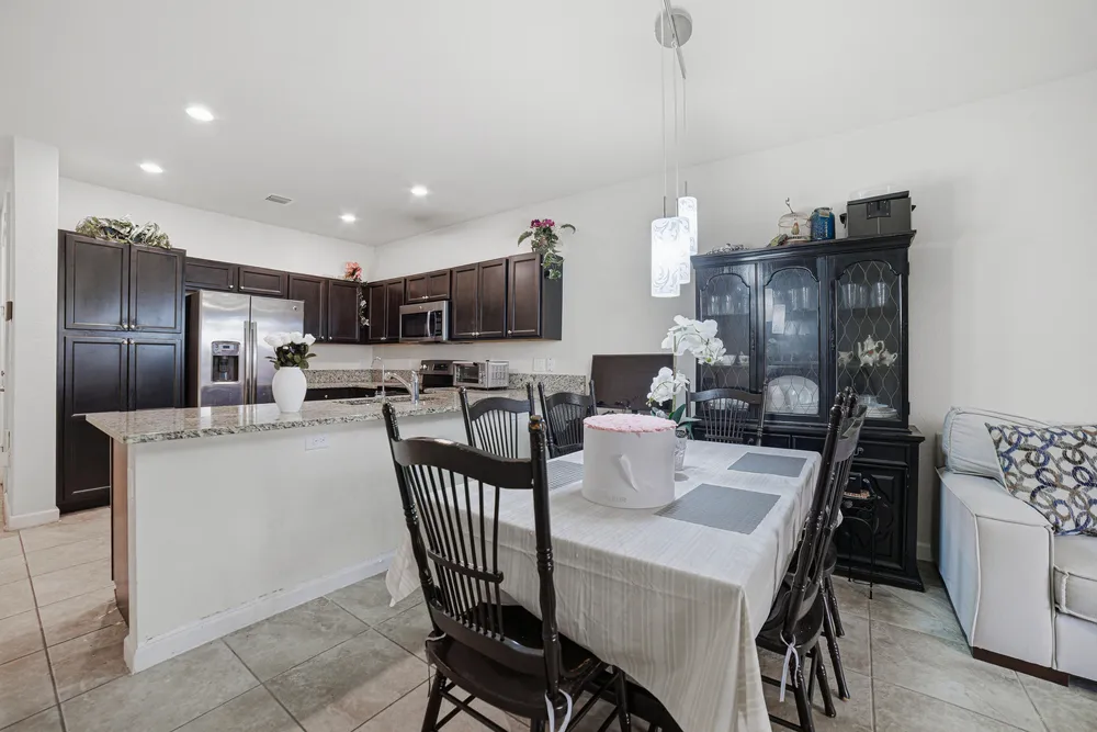 5973 NW 56th Ct, Tamarac, FL 33319