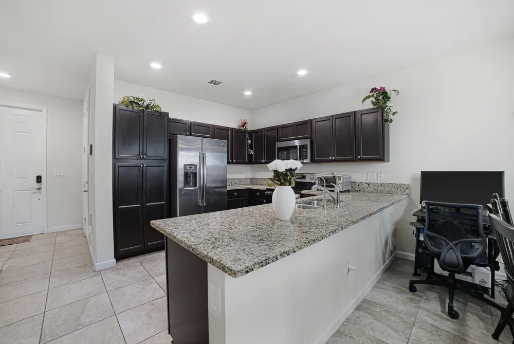 5973 NW 56th Ct, Tamarac, FL 33319
