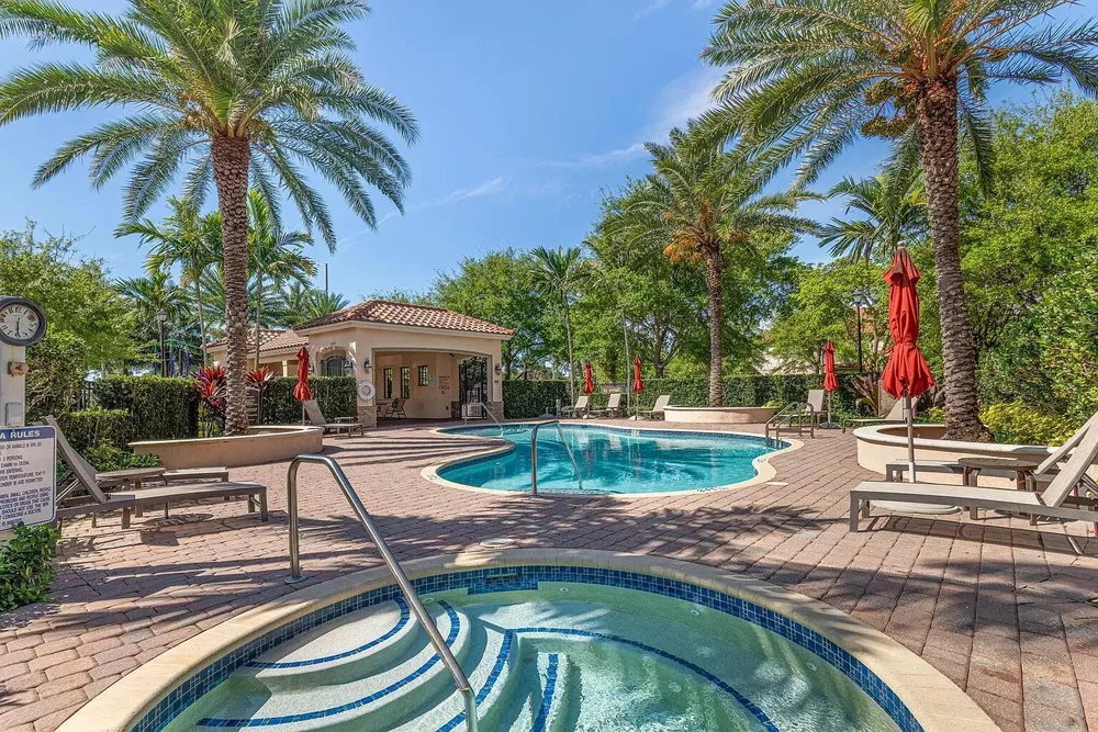 5973 NW 56th Ct, Tamarac, FL 33319
